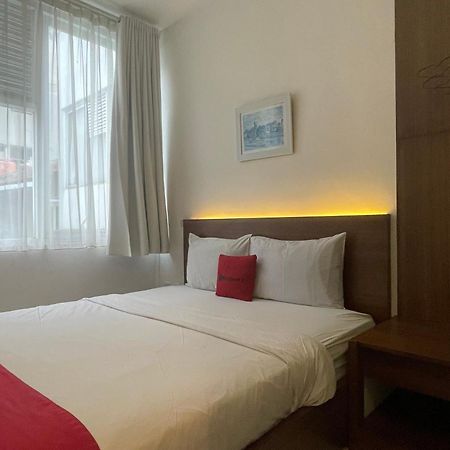 Reddoorz Plus Near Parahyangan University Μπαντούνγκ Εξωτερικό φωτογραφία