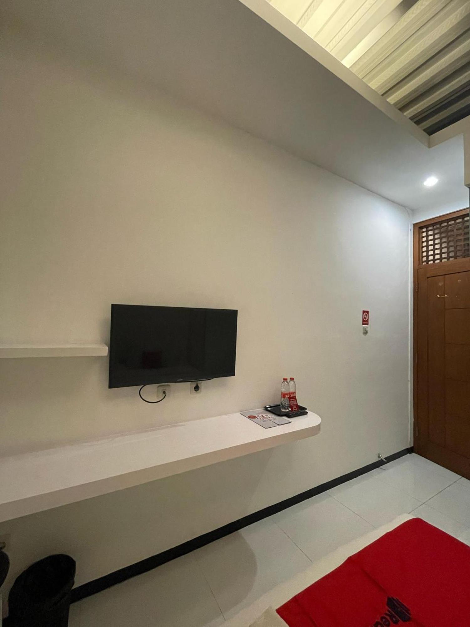 Reddoorz Plus Near Parahyangan University Μπαντούνγκ Εξωτερικό φωτογραφία