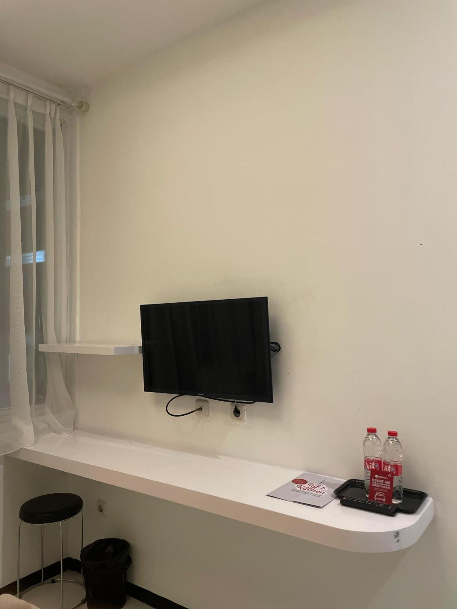 Reddoorz Plus Near Parahyangan University Μπαντούνγκ Εξωτερικό φωτογραφία