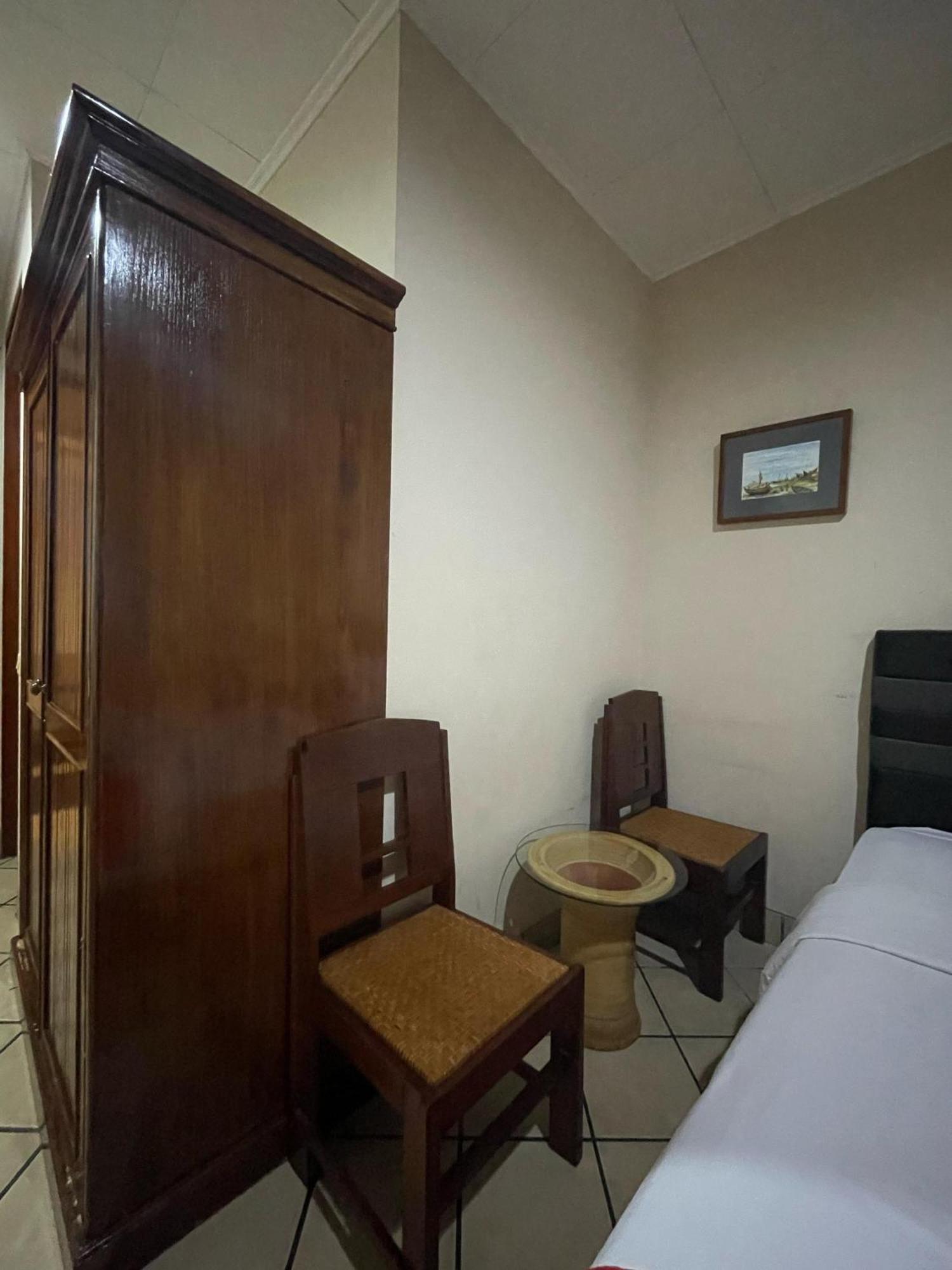 Reddoorz Plus Near Parahyangan University Μπαντούνγκ Εξωτερικό φωτογραφία