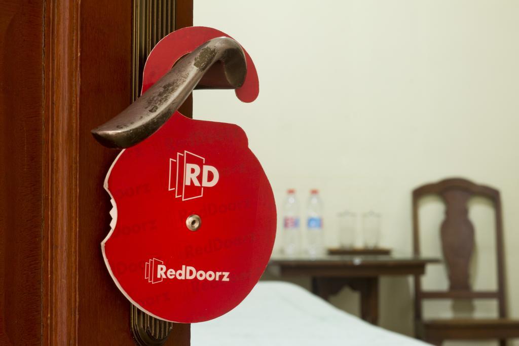 Reddoorz Plus Near Parahyangan University Μπαντούνγκ Εξωτερικό φωτογραφία